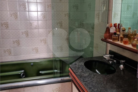 Casa à venda com 5 quartos, sendo 3 suítes, em Vila Nova Caledônia, São Paulo, SP
