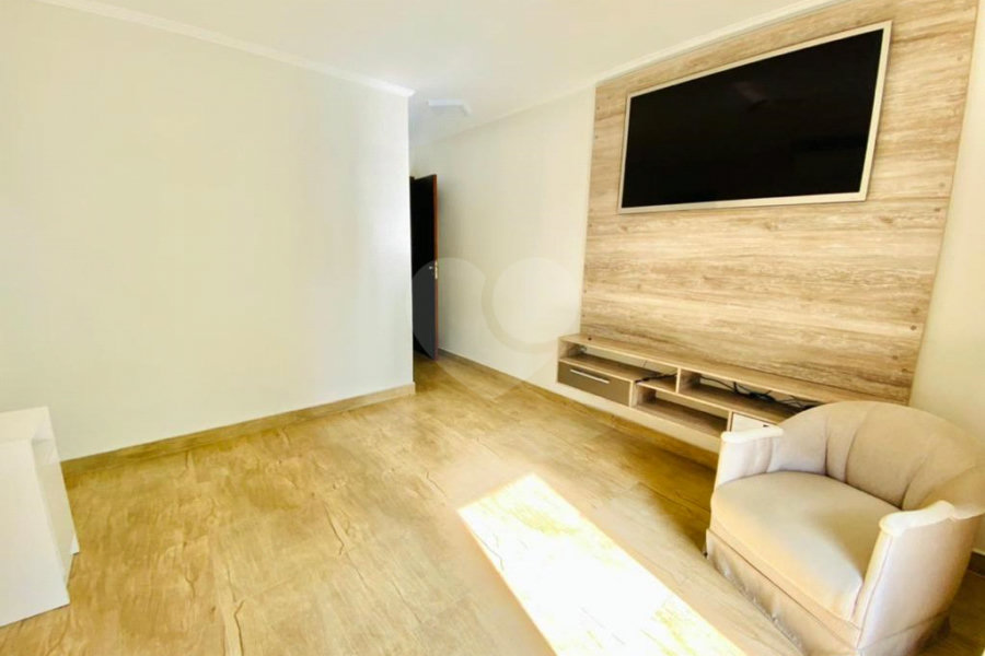 Sobrado à venda com 3 quartos, sendo 1 suíte, em Tremembé, São Paulo, SP