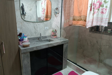 Casa à venda com 5 quartos, sendo 3 suítes, em Jardim Villaça, São Roque, SP
