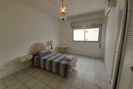 Apartamento Residencial à venda, Pitangueiras, Guarujá - AP0163.