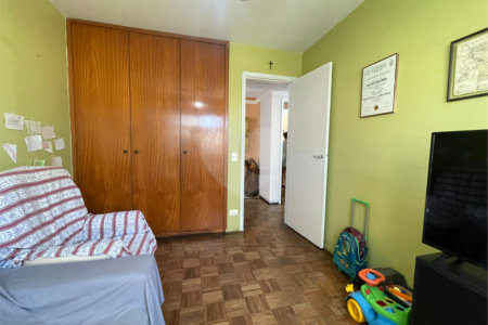 Apartamento à venda com 3 quartos, sendo 1 suíte,  em Brooklin Paulista, São Paulo, SP