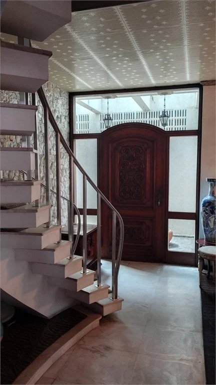 Casa à venda com 4 suítes em Vila Pirajussara, São Paulo, SP