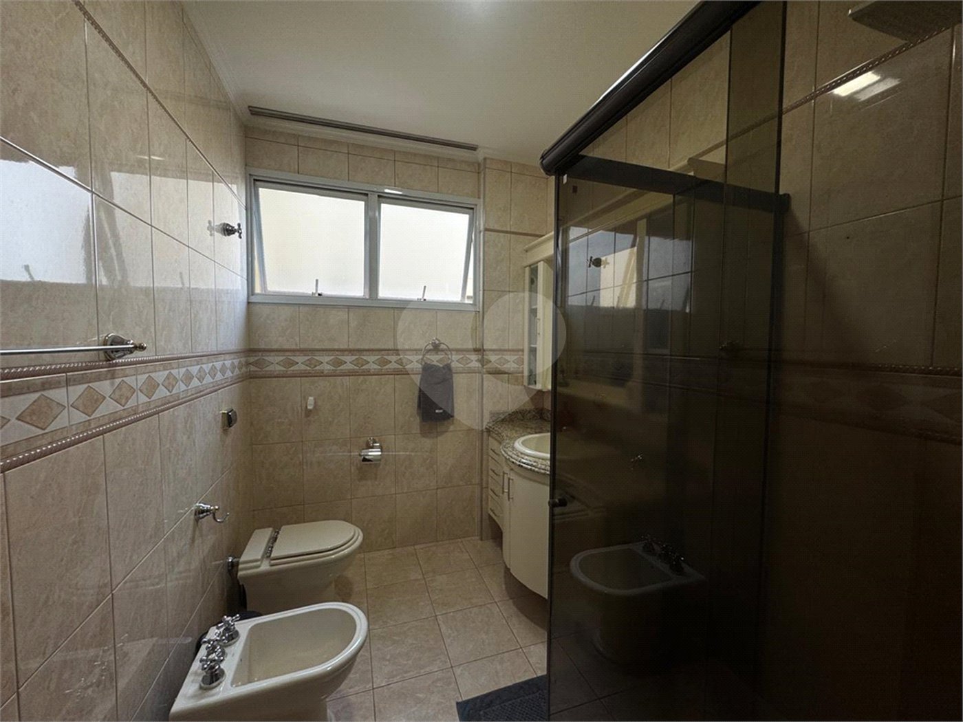 Apartamento à venda com 3 quartos, sendo 1 suíte, no Centro, Ribeirão Preto, SP