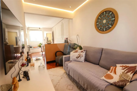 Apartamento à venda com 2 quartos em Cerqueira César, São Paulo, SP