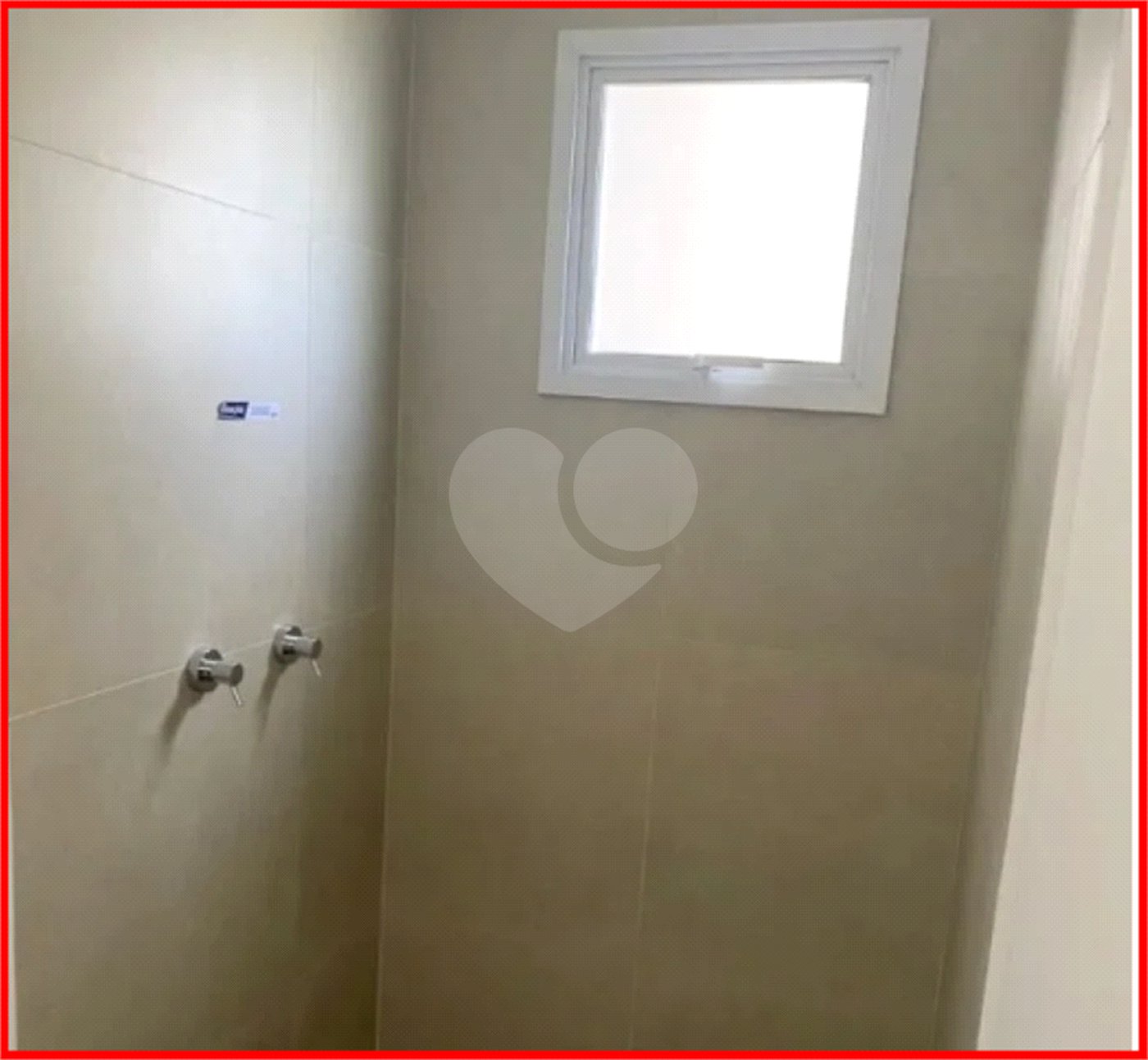 Apartamento à venda com 3 quartos, sendo 1 suíte,  em Vila Andrade, São Paulo, SP