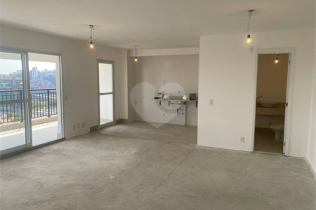 Apartamento à venda com 2 suítes em Santo Amaro, São Paulo, SP