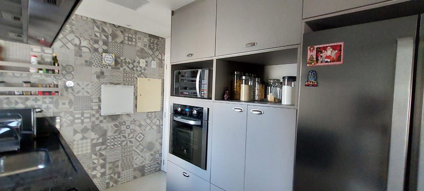 Apartamento com 3 dormitórios à venda, 100 m² por R$ 1.450.000,00 - José Menino - Santos/SP