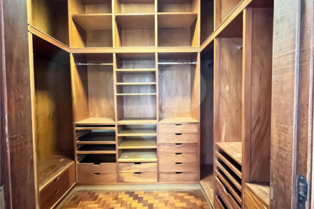 Sobrado à venda com 4 quartos, sendo 1 suíte, em Santana, São Paulo, SP