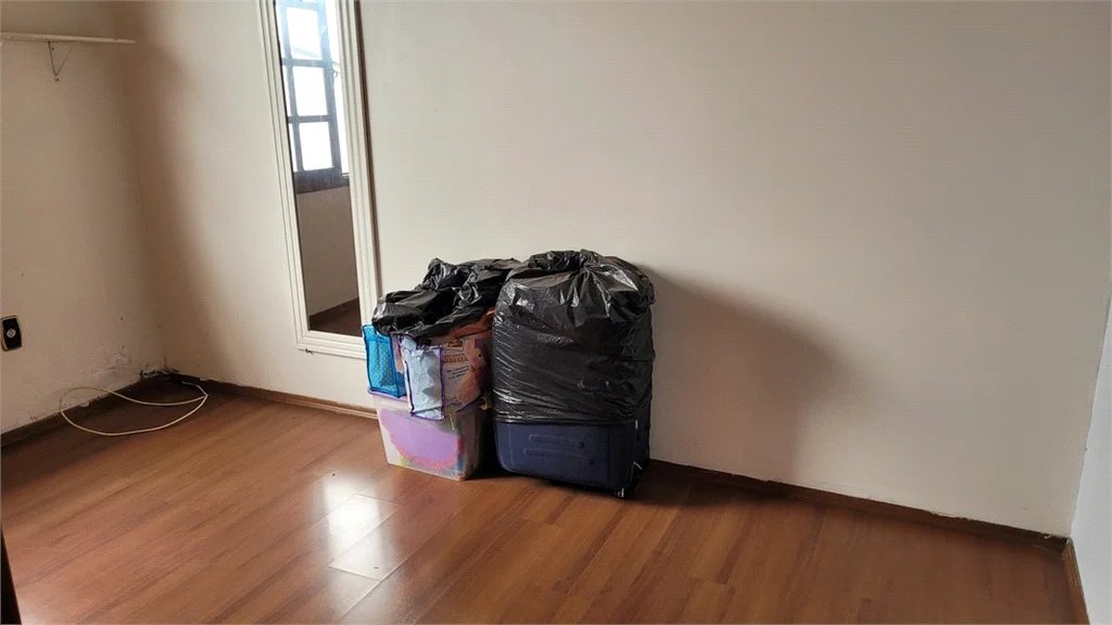 Casa à venda com 3 quartos, sendo 1 suíte, em Vila Tiradentes, São Paulo, SP