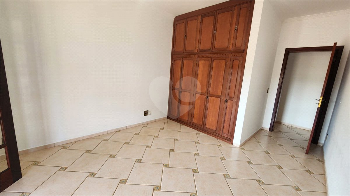 Casa à venda ou para alugar com 3 suítes no condomínio Villagio Capriccio, Louveira - SP