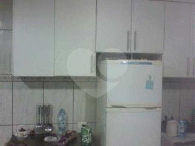 Casa à venda com 4 quartos, sendo 1 suíte,  em Jardim Peri, São Paulo, SP