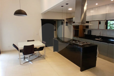 Casa à venda com 3 quartos, sendo 1 suíte, no condomínio Jardim, Sorocaba - SP