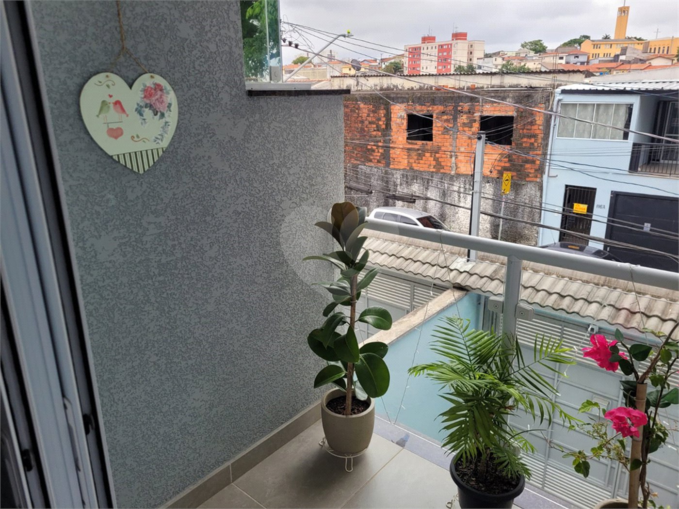 Sobrado à venda com 3 quartos, sendo 1 suíte,  em Vila Marari, São Paulo, SP
