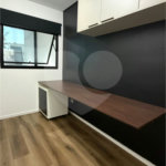 Casa à venda com 2 suítes no condomínio Gran Loft, Cotia - SP