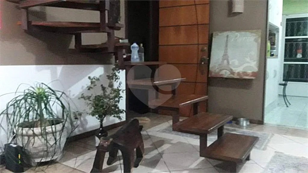 Sobrado à venda com 3 quartos, sendo 1 suíte, em Tremembé, São Paulo, SP