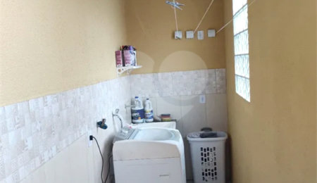 Terreno à venda com 4 quartos, sendo 2 suítes,  no condomínio Conjunto Residencial Rigui, São José dos Campos - SP