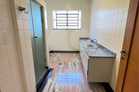 Sobrado à venda com 4 quartos, sendo 1 suíte, em Santana, São Paulo, SP