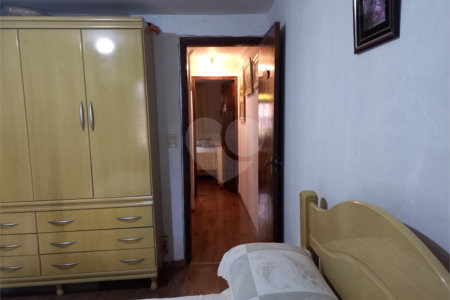 Sobrado à venda com 2 quartos em Vila Tiradentes, São Paulo, SP