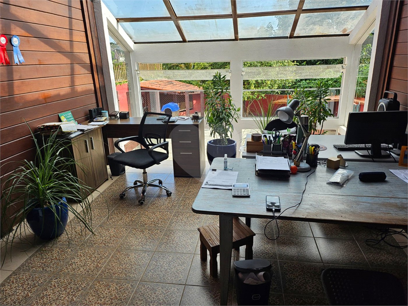 Casa à venda com 4 quartos, sendo 3 suítes, no condomínio Residncial Euroville, Carapicuíba - SP
