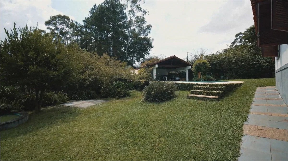 Terreno à venda com 6 quartos no condomínio Quinta dos Lagos, Cotia - SP