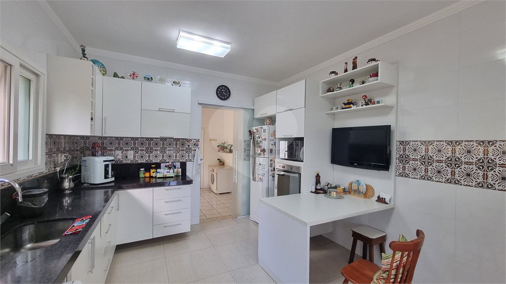 Casa à venda com 3 quartos, sendo 1 suíte,  no condomínio Vivendas do Lago, Sorocaba - SP