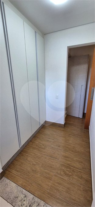Apartamento à venda com 4 quartos, sendo 2 suítes,  no Centro, Mogi das Cruzes, SP