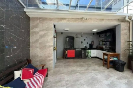 Sobrado à venda com 3 quartos, sendo 1 suíte, em Brooklin Paulista, São Paulo, SP