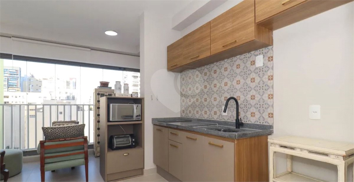 Apartamento à venda ou para alugar com 1 quarto em Cerqueira César, São Paulo, SP
