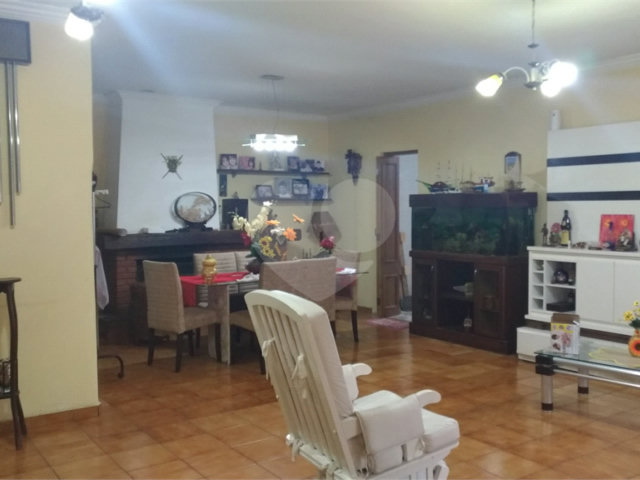 Casa Térrea à venda com 5 quartos, sendo 1 suíte,  em Santana, São Paulo, SP