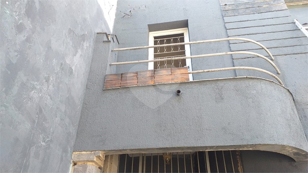 Sobrado à venda ou para alugar com 4 quartos em Água Branca, São Paulo, SP