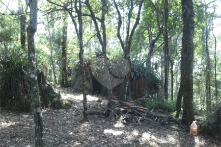 Casa à venda com 3 quartos, sendo 2 suítes,  em Alto da Serra (mailasqui), São Roque, SP