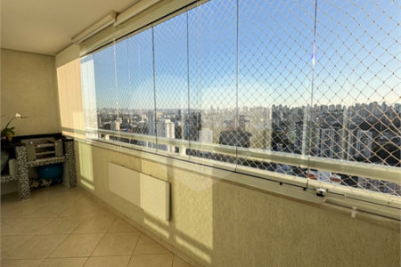 Apartamento à venda com 3 quartos, sendo 1 suíte,  em Vila Dom Pedro II, São Paulo, SP