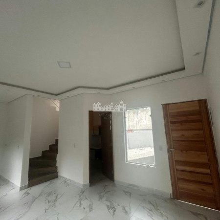 Casa à venda com 2 quartos, sendo 1 suíte, em Parque Hortência, Bom Jesus dos Perdões, SP