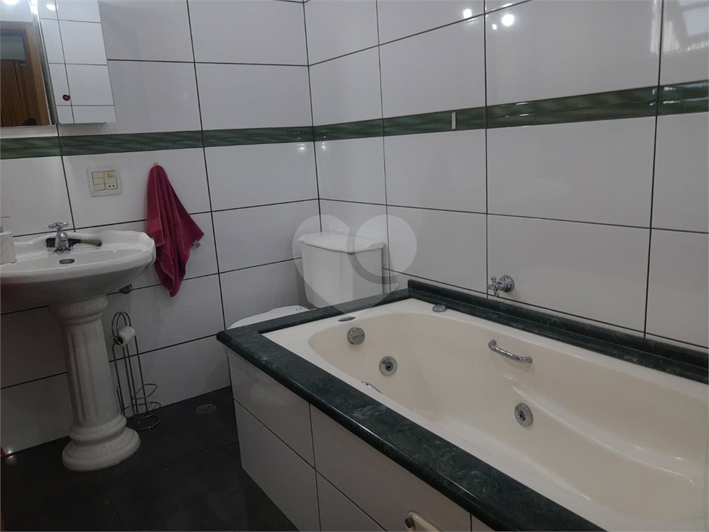 Sobrado à venda com 4 quartos, sendo 2 suítes, em Tucuruvi, São Paulo, SP