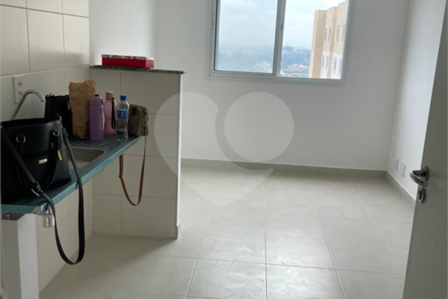 Apartamento à venda com 2 quartos em Cidade Tiradentes, São Paulo, SP