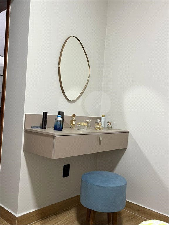 Casa à venda com 3 quartos, sendo 1 suíte, no condomínio Horto Florestal Villagio, Sorocaba - SP
