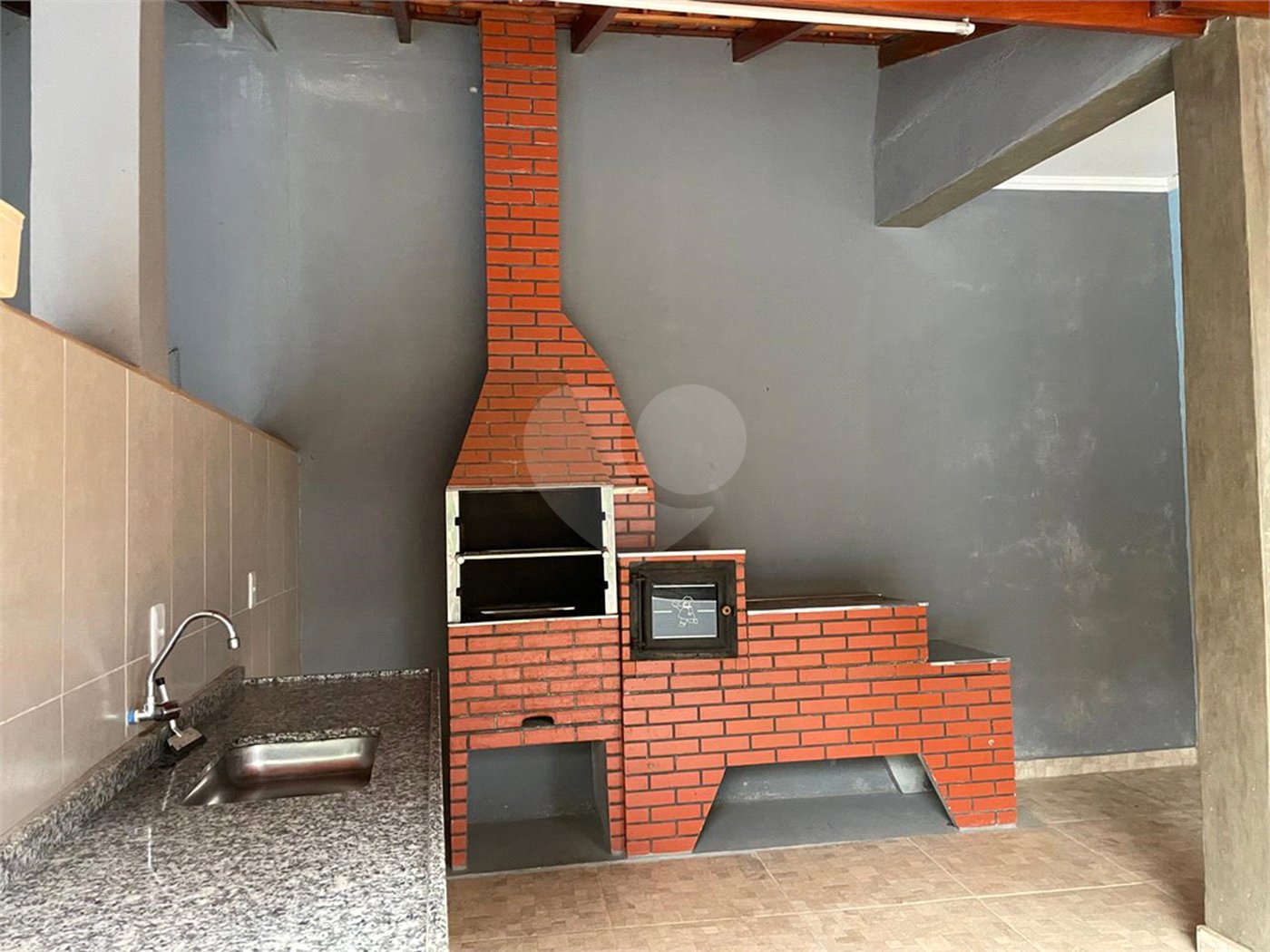 Chácara à venda com 4 quartos, sendo 2 suítes, em Ibiúna, Ibiúna, SP
