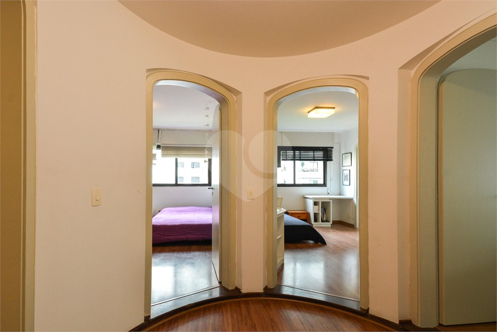 Apartamento à venda com 4 quartos, sendo 3 suítes,  em Jardim Paulista, São Paulo, SP