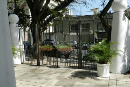 Apartamento à venda com 3 quartos, sendo 1 suíte, em Alto da Boa Vista, São Paulo, SP