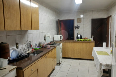 Sobrado à venda com 3 quartos, sendo 1 suíte, em Vila Maria Baixa, São Paulo, SP