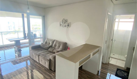 Flat à venda com 2 quartos, sendo 1 suíte,  no Centro, São Bernardo do Campo, SP