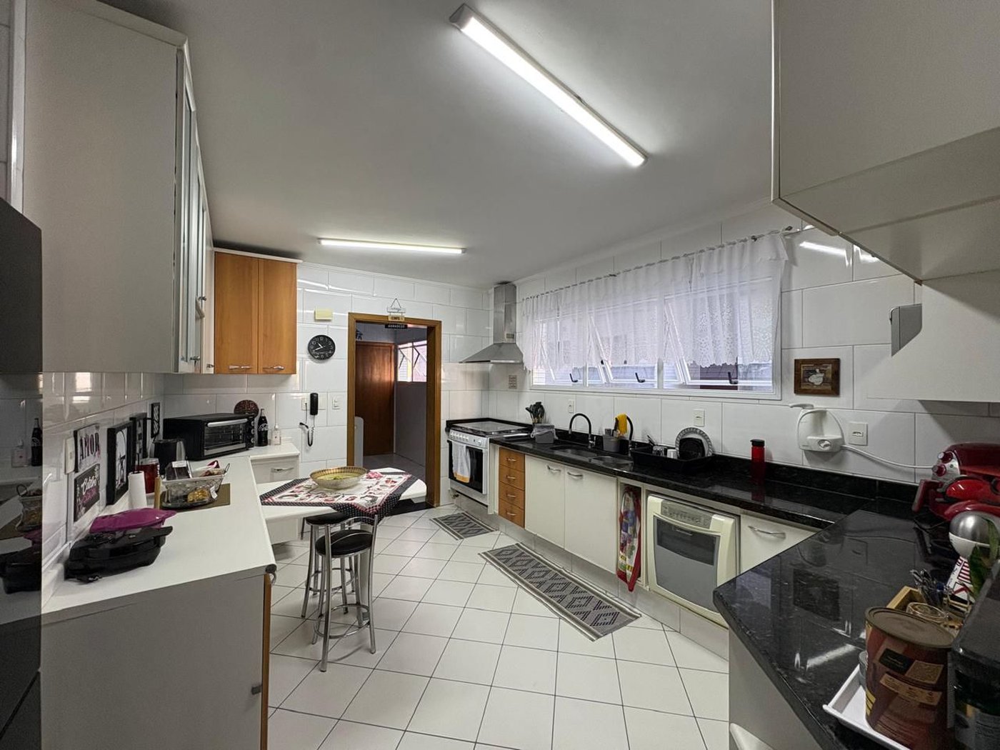 Apartamento com 3 dormitórios à venda, 162 m² por R$ 1.550.000,00 - Pompéia - Santos/SP