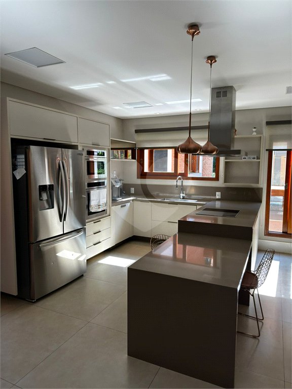 Casa à venda ou para alugar com 4 suítes no condomínio Lago Azul Residencial e Golfe, Araçoiaba da Serra - SP