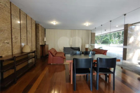 Apartamento à venda com 4 quartos, sendo 1 suíte, em Brooklin Paulista, São Paulo, SP