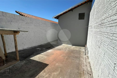 Casa à venda com 2 quartos em Vila Nastri, Itapetininga, SP