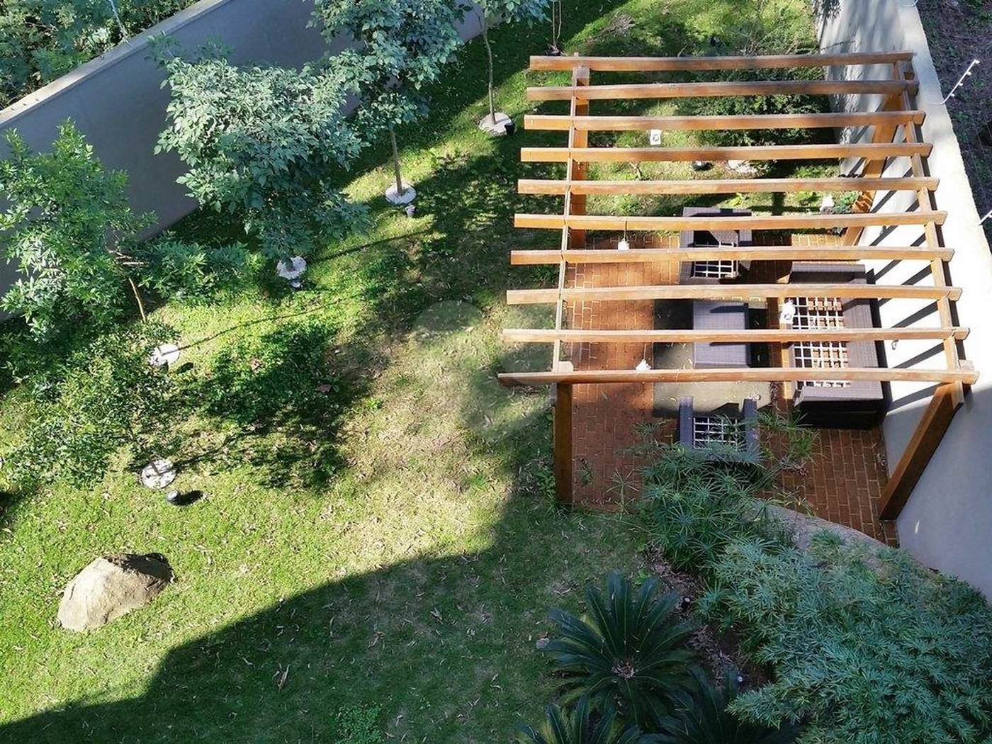 Casa à venda com 6 quartos, sendo 3 suítes, no condomínio Travessa Manuel Antônio Ferreira,85, São Paulo - SP