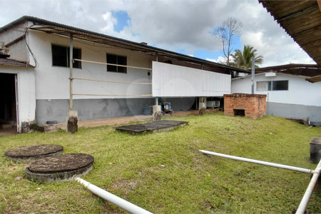 Terreno à venda com 3 suítes em Bazílio, Rio Bonito, RJ