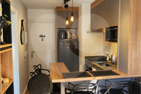 Apartamento à venda ou para alugar com 1 suíte em República, São Paulo, SP