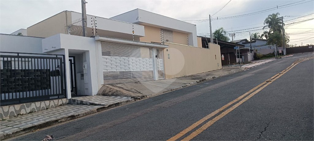 Casa à venda com 2 quartos, sendo 1 suíte, em Vila Domingues, Votorantim, SP