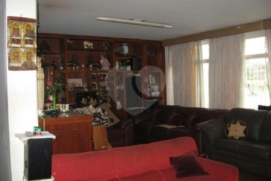 Sobrado à venda com 4 quartos, sendo 1 suíte, em Palmas do Tremembé, São Paulo, SP